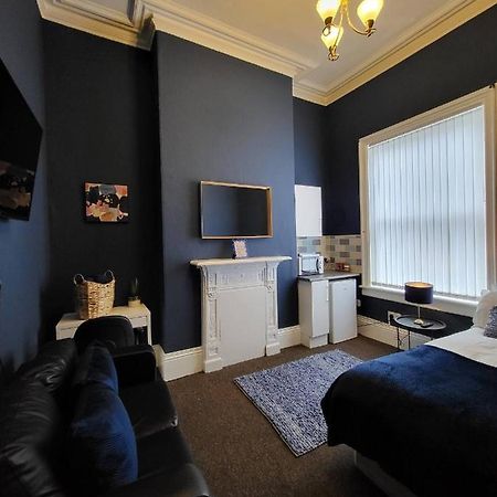 Large Digbeth Double Room Shared Bathroom Birmingham Exteriör bild